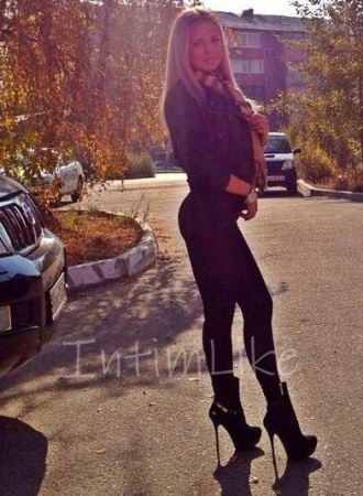 Стриптизерша Нэлли №6189, 26 лет